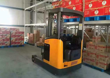 Lifting 8000mm Narrow Aisle Truck AC Control Multi Valve With Heavy Duty Chassis