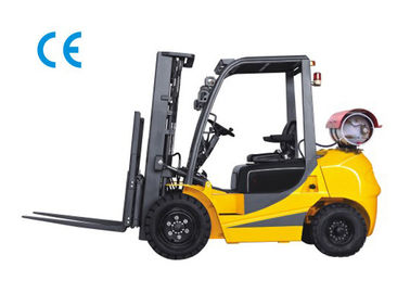 Dual Fuel Four Wheel Forklift 3000kg Capacity With Engine Protection Lock